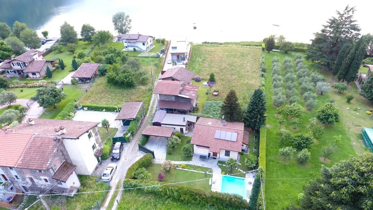 Casa Favorita Villa Colico Italy